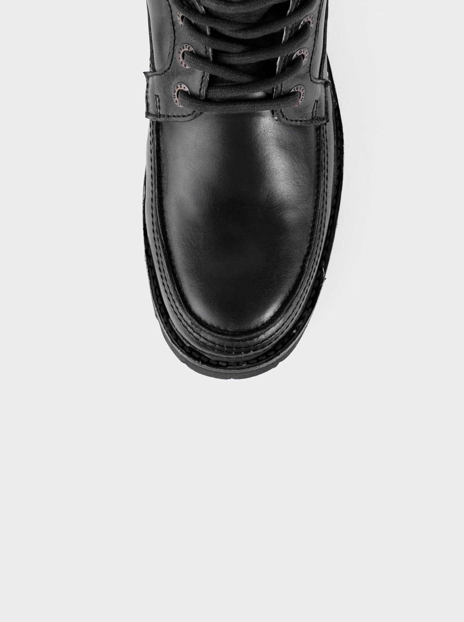 Bota Haiker de Vestir Moc Toe de Piel con Suela Extra Ligera Olmeca Negro estilo 2705