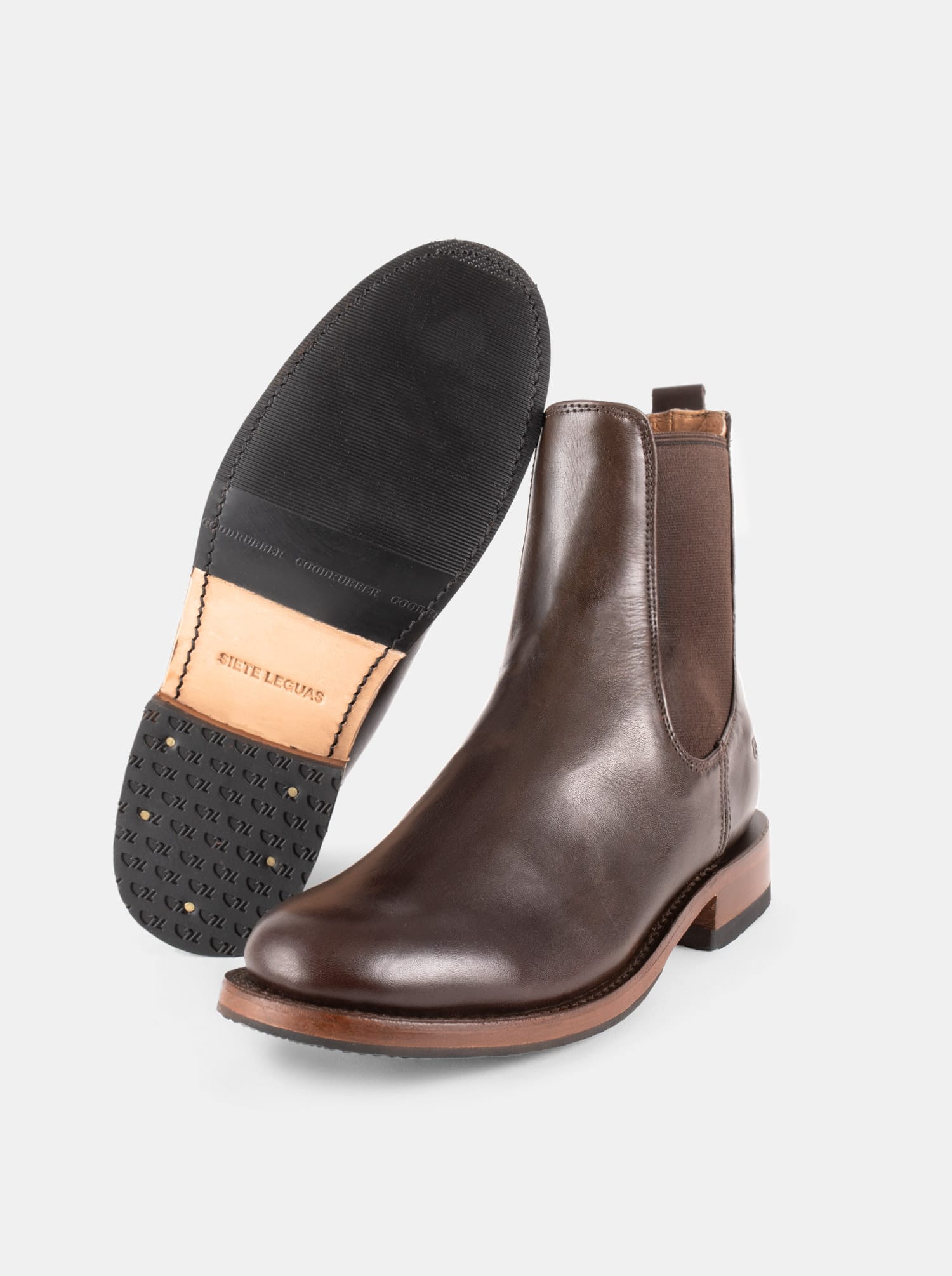 Men's Leather Chelsea Boot with Slip-Resistant Sole Brown Olmeca Style 6206