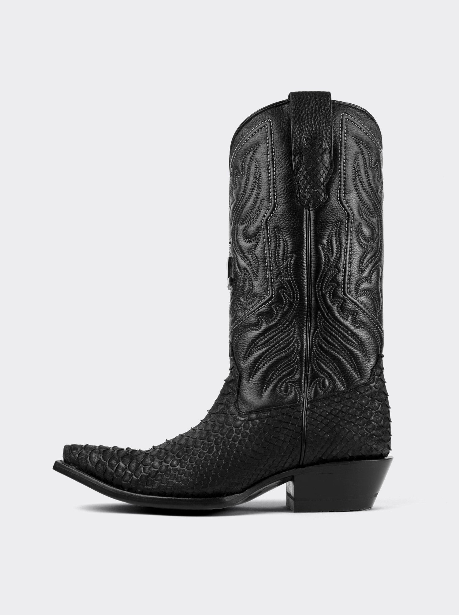 Bota Vaquera con Suela de Cuero en Piel Genuina de Piton Nobuck Negro estilo 1751