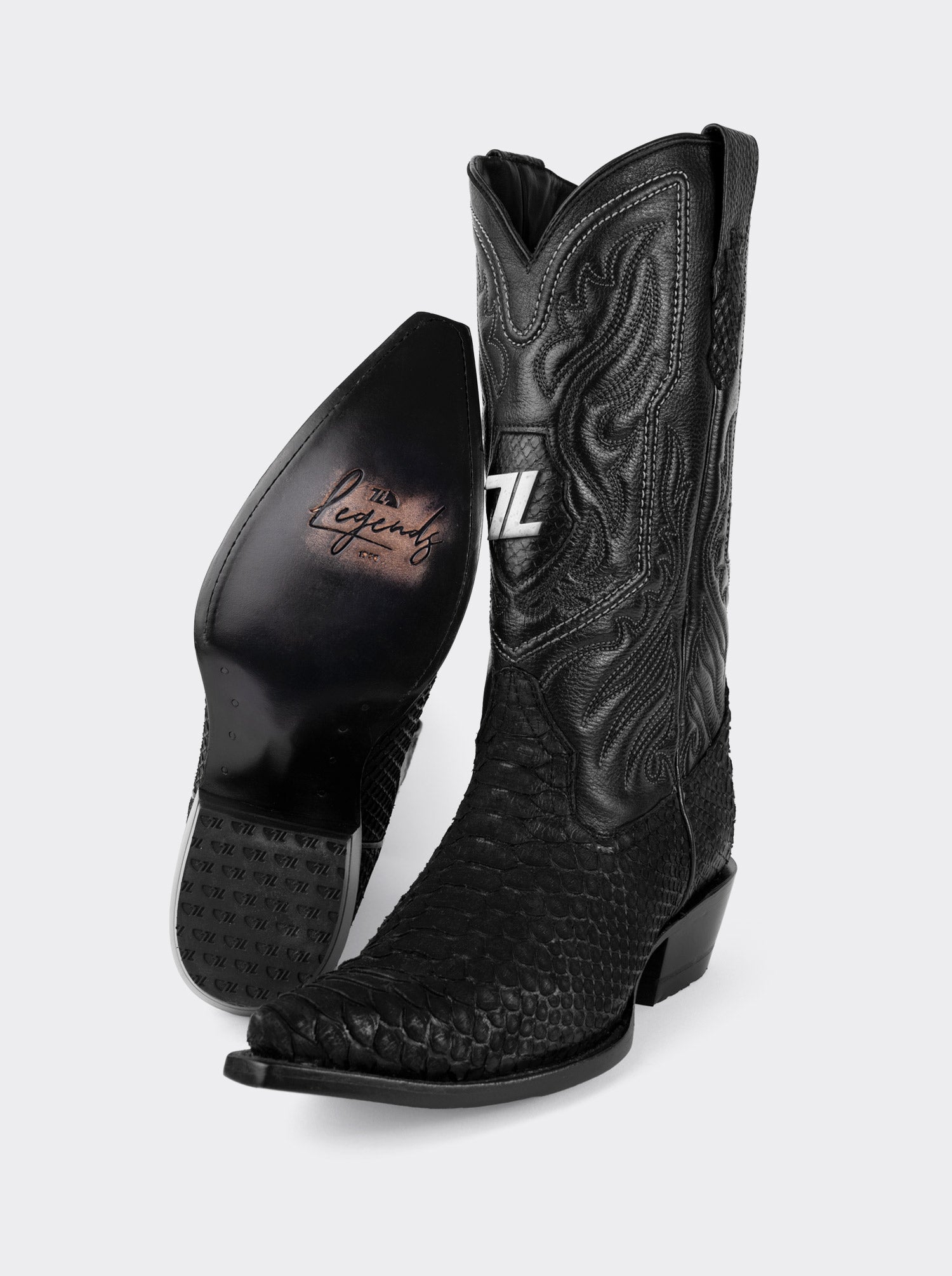 Bota Vaquera con Suela de Cuero en Piel Genuina de Piton Nobuck Negro estilo 1751