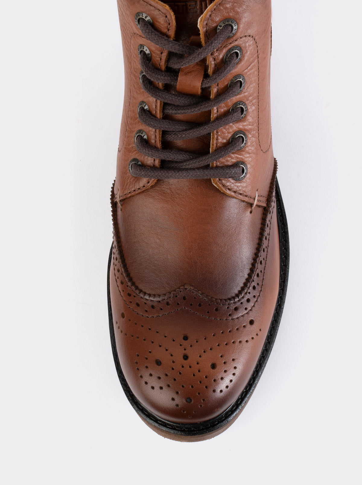 Wingtip Lace-Up Boot in Challenger Caoba Style 7001