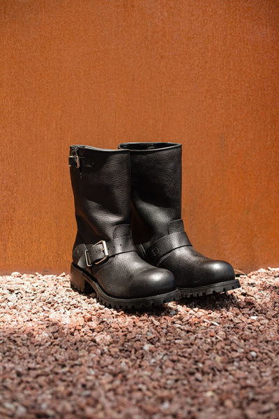 Safety Steel-Toe and Track Sole Biker Boot in Bull Fight Black Style 1808