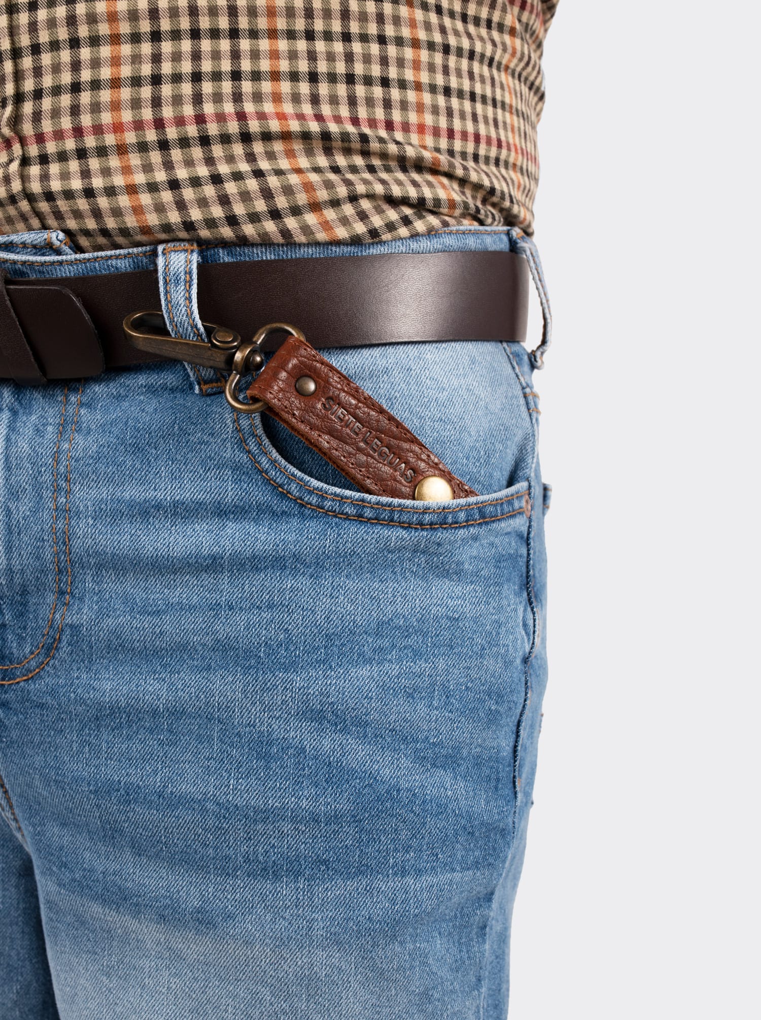 Siete Leguas Key chain in American Bison Whiskey