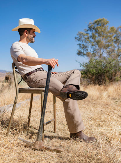 Men's Leather Roper Boot with Oil-Resistant Vibram Sole Brown Crazy Style 1000